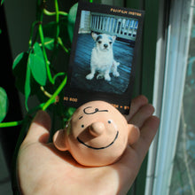 Load image into Gallery viewer, charlie brown photo holder
