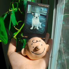 Load image into Gallery viewer, charlie brown photo holder
